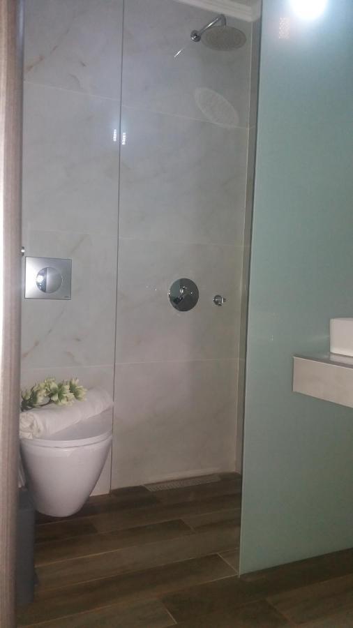 Mama Kitsa Apartment Сарти Екстериор снимка