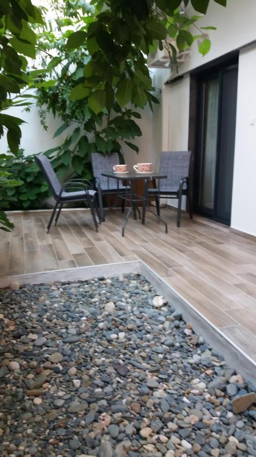 Mama Kitsa Apartment Сарти Екстериор снимка
