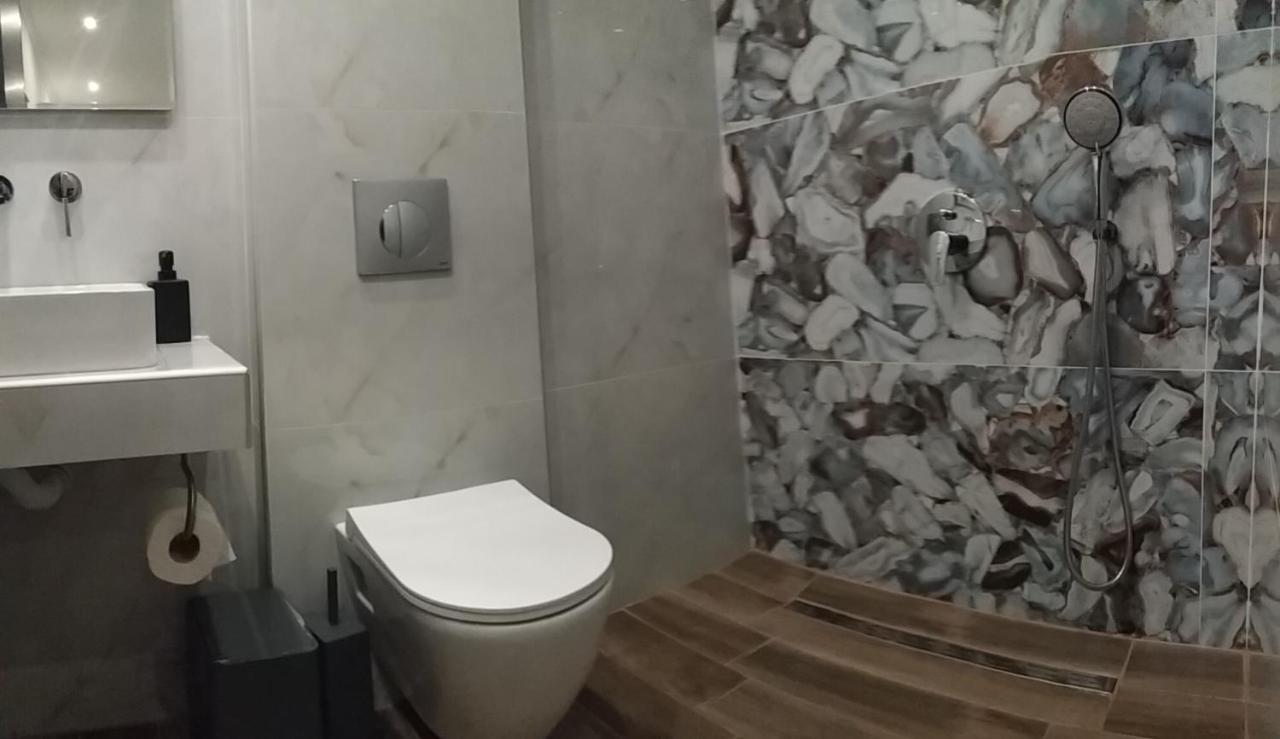 Mama Kitsa Apartment Сарти Екстериор снимка